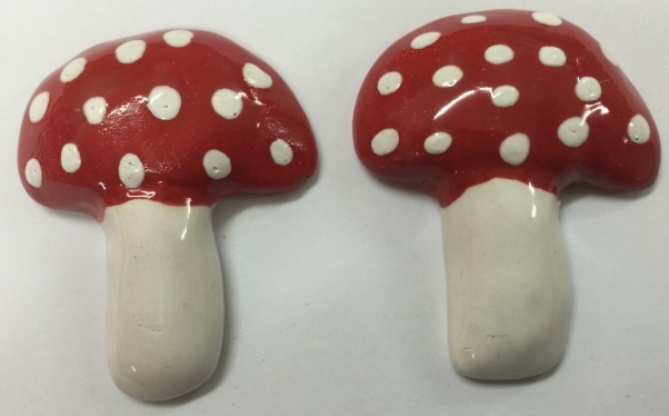 592--mushrooms-x2-3d